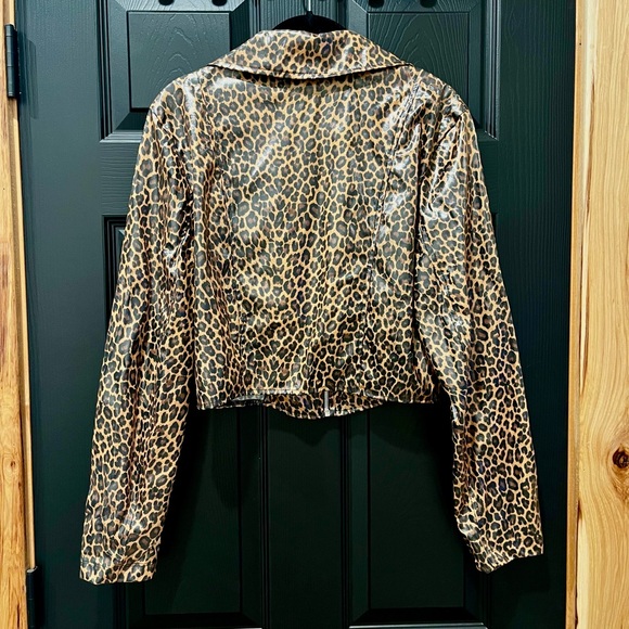 Fredrick’s of Hollywood Leopard Jacket - Picture 2 of 2